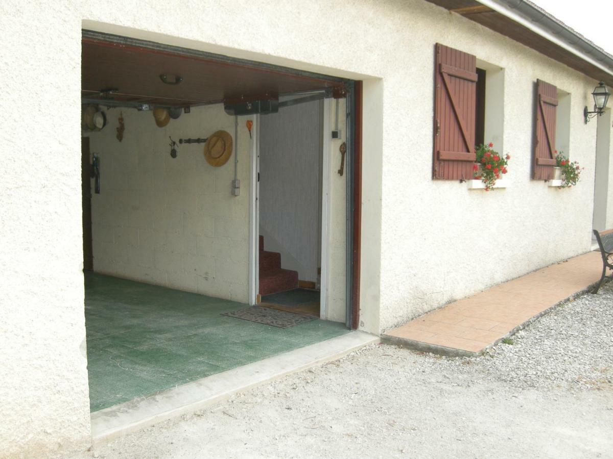 Le Grand Pre Bed and Breakfast Daillancourt Exteriör bild
